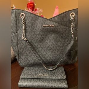 Michael Kors purse and Wallet bundle